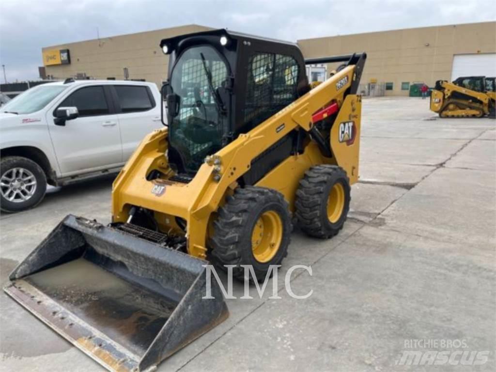 CAT 262D3 Мини товарачи
