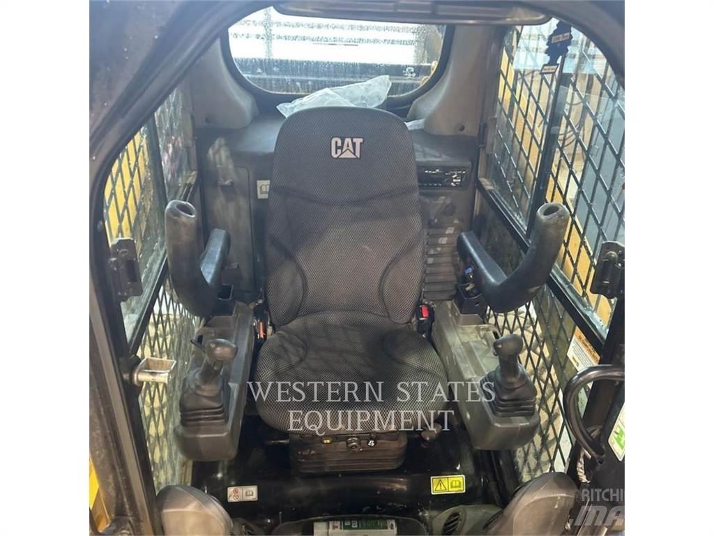 CAT 262D3 Мини товарачи

