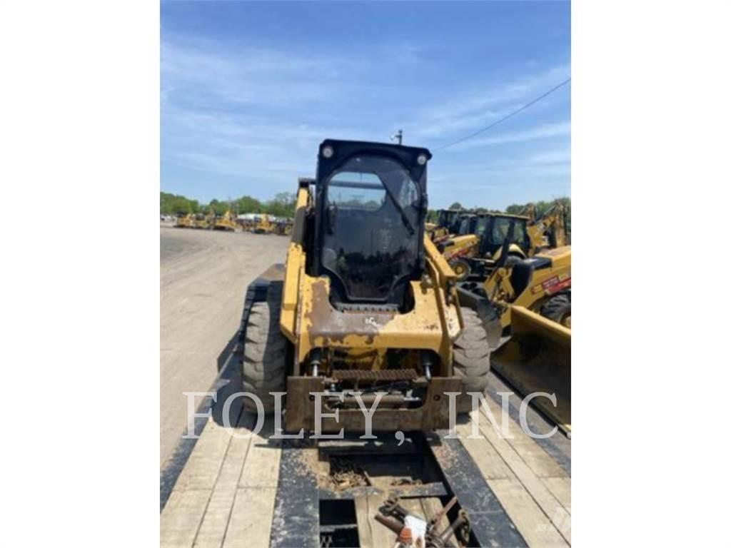 CAT 262D3 Мини товарачи

