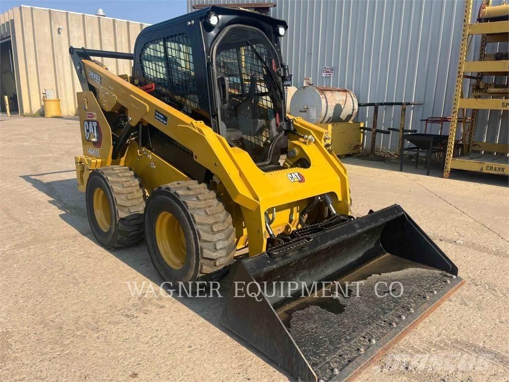 CAT 262D3 Мини товарачи
