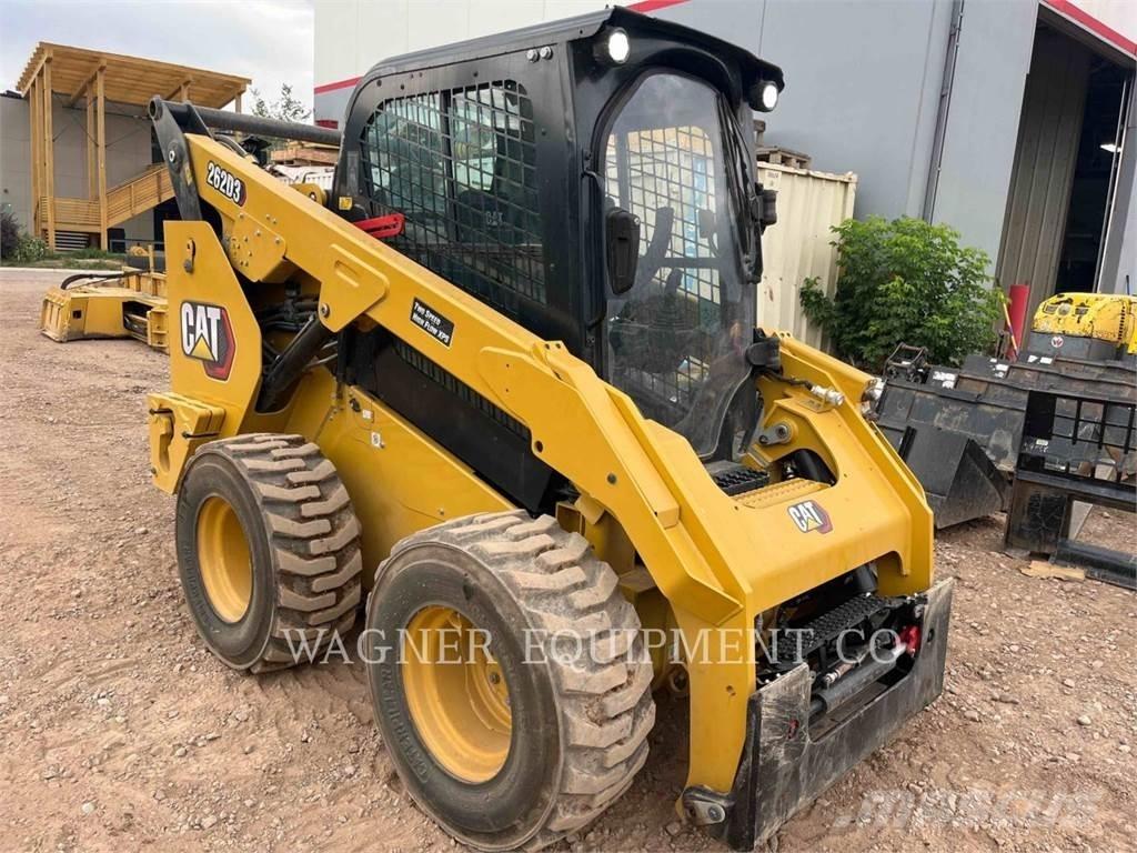 CAT 262D3 Мини товарачи
