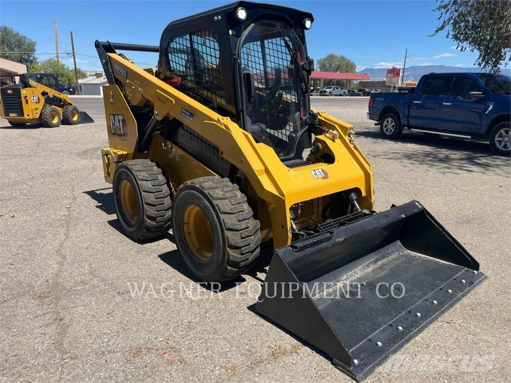 CAT 262D3 Мини товарачи
