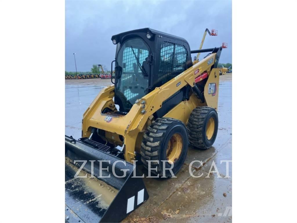 CAT 262D3 Мини товарачи
