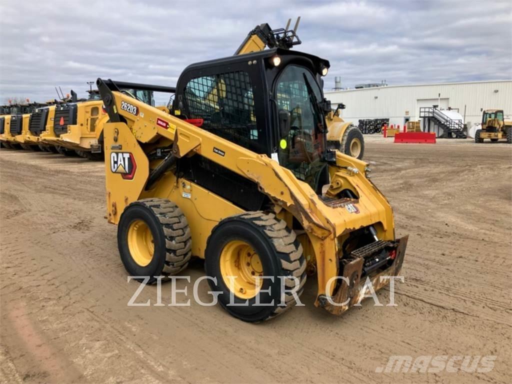CAT 262D3 Мини товарачи

