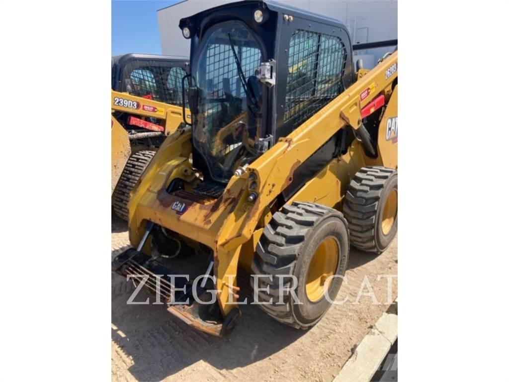 CAT 262D3 Мини товарачи
