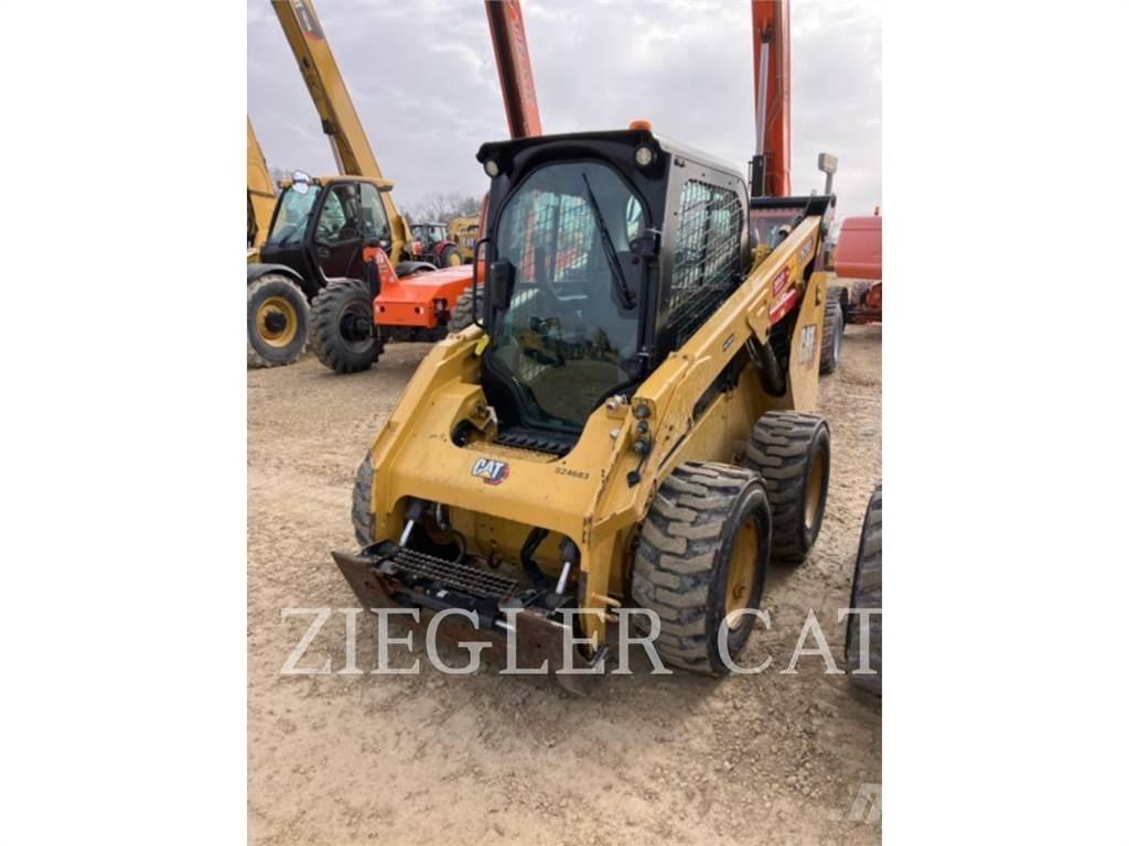 CAT 262D3 Мини товарачи
