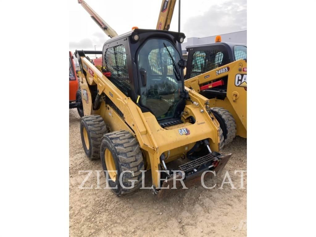 CAT 262D3 Мини товарачи
