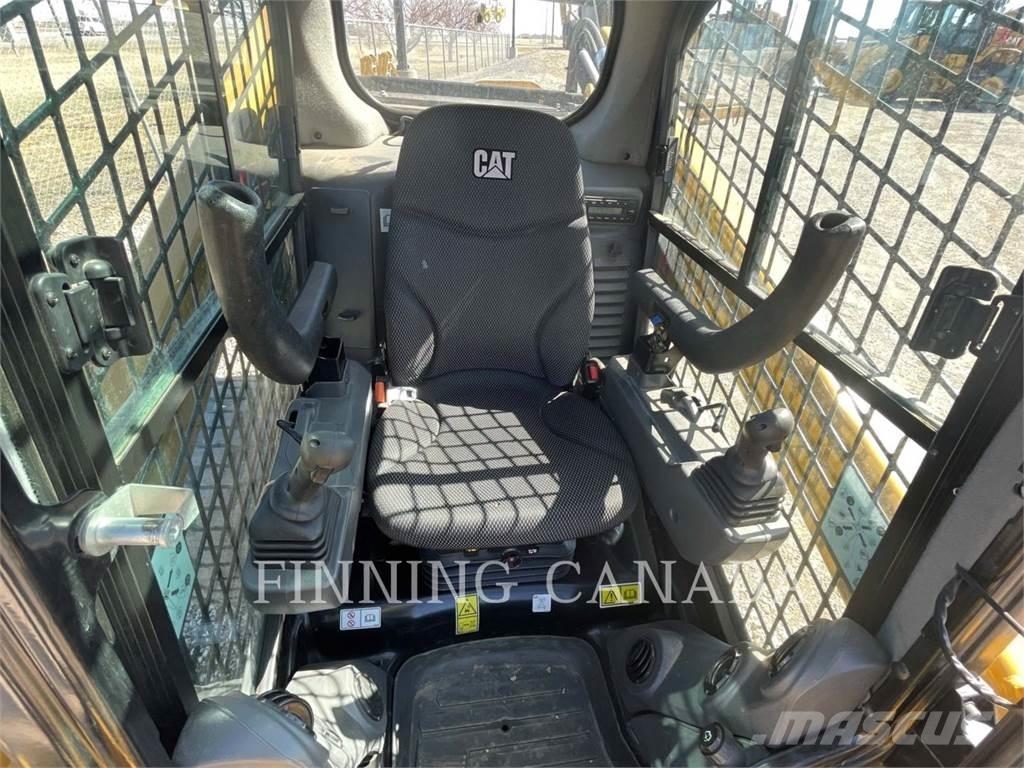 CAT 262D3 Мини товарачи
