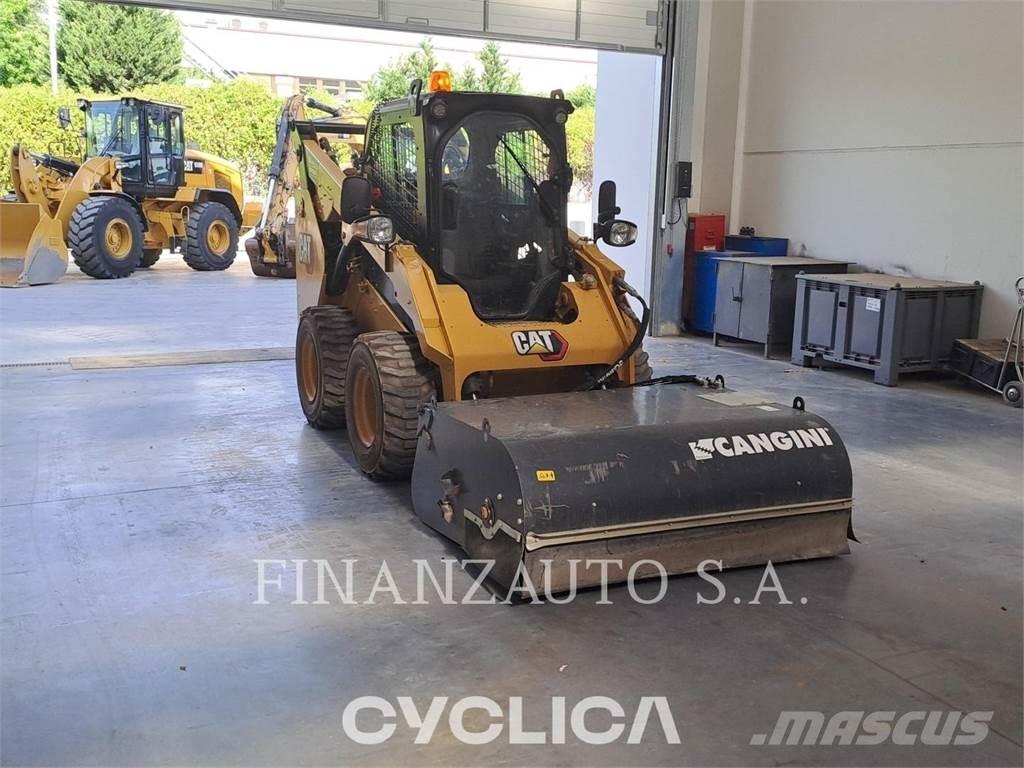 CAT 262D3 Мини товарачи
