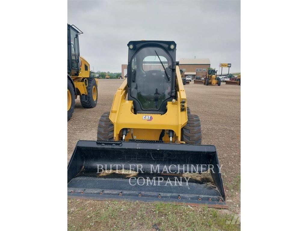 CAT 262D3 Мини товарачи
