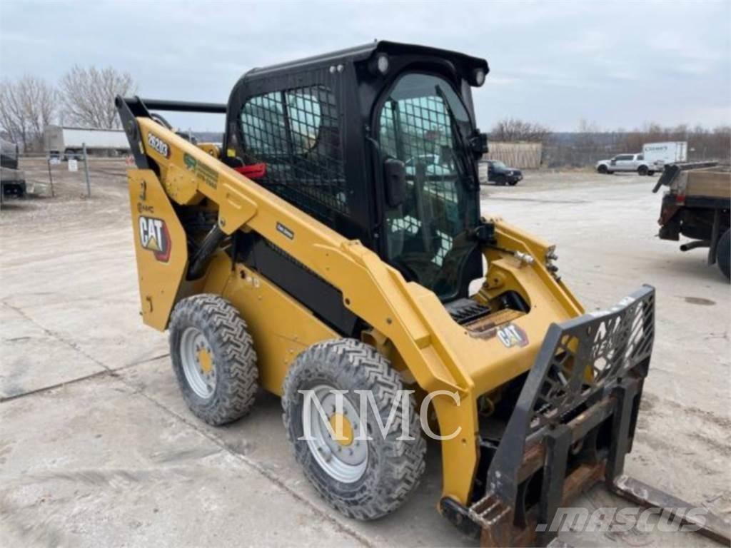 CAT 262D3 Мини товарачи

