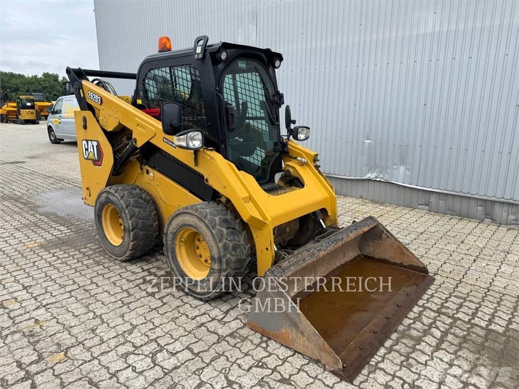 CAT 262D3 Мини товарачи
