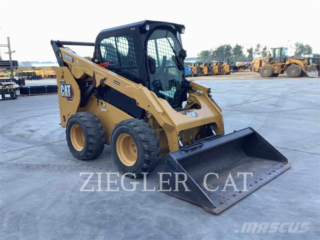 CAT 262D3 Мини товарачи
