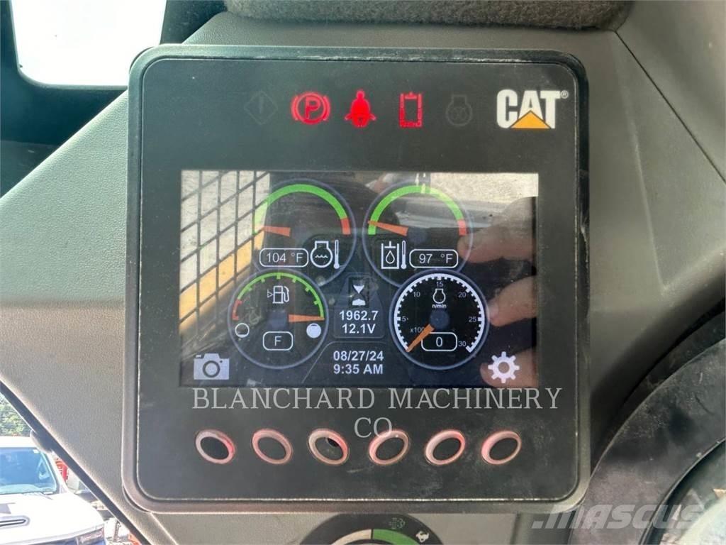 CAT 262D3 Мини товарачи
