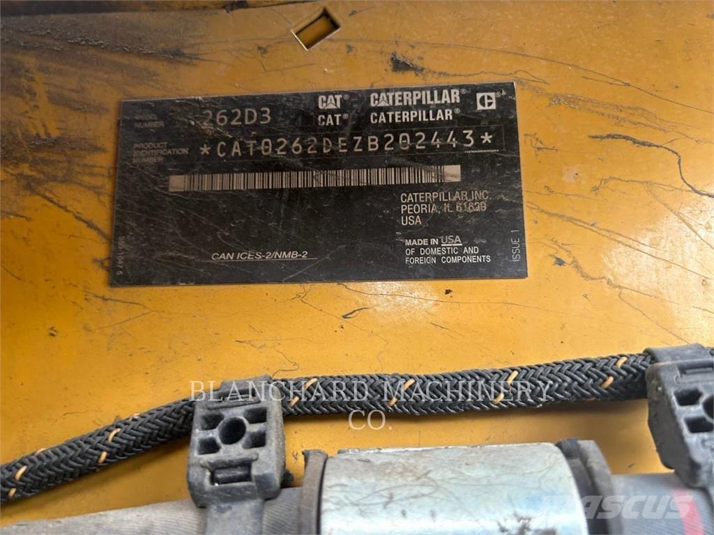 CAT 262D3 Мини товарачи
