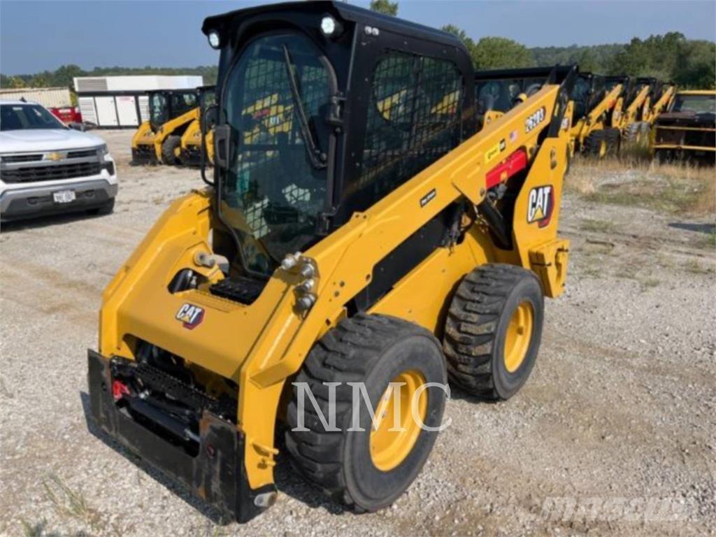 CAT 262D3 Мини товарачи
