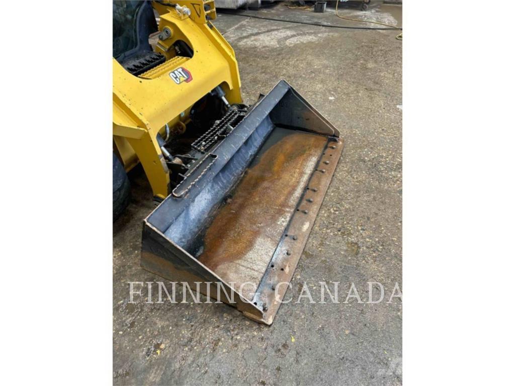 CAT 262D3 Мини товарачи
