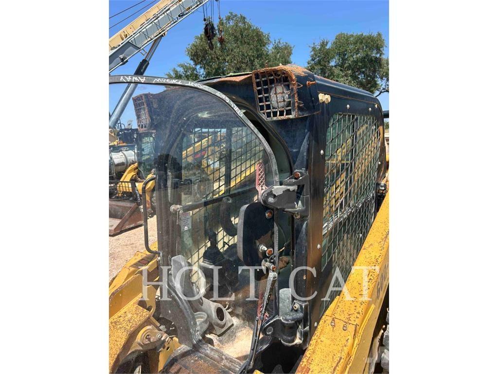 CAT 262D3 Мини товарачи
