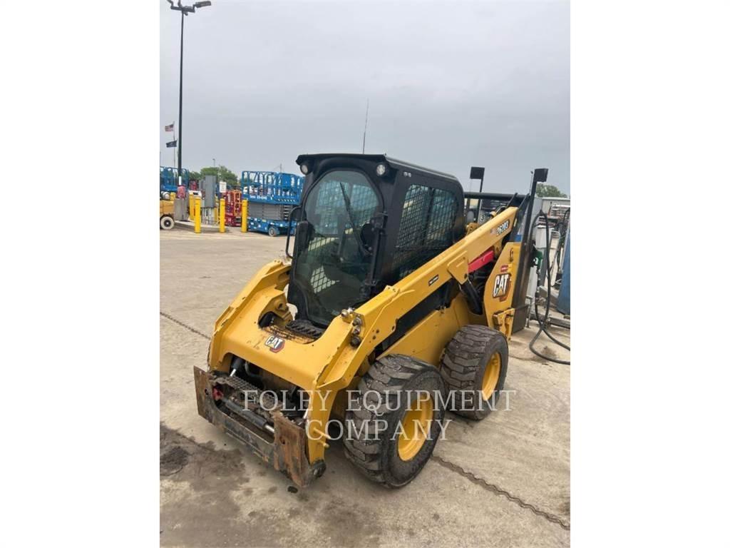 CAT 262D3STD2C Мини товарачи
