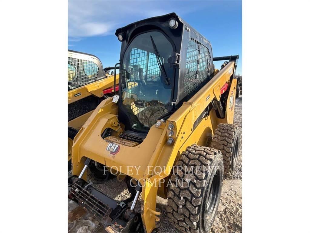 CAT 262D3STD2C Мини товарачи
