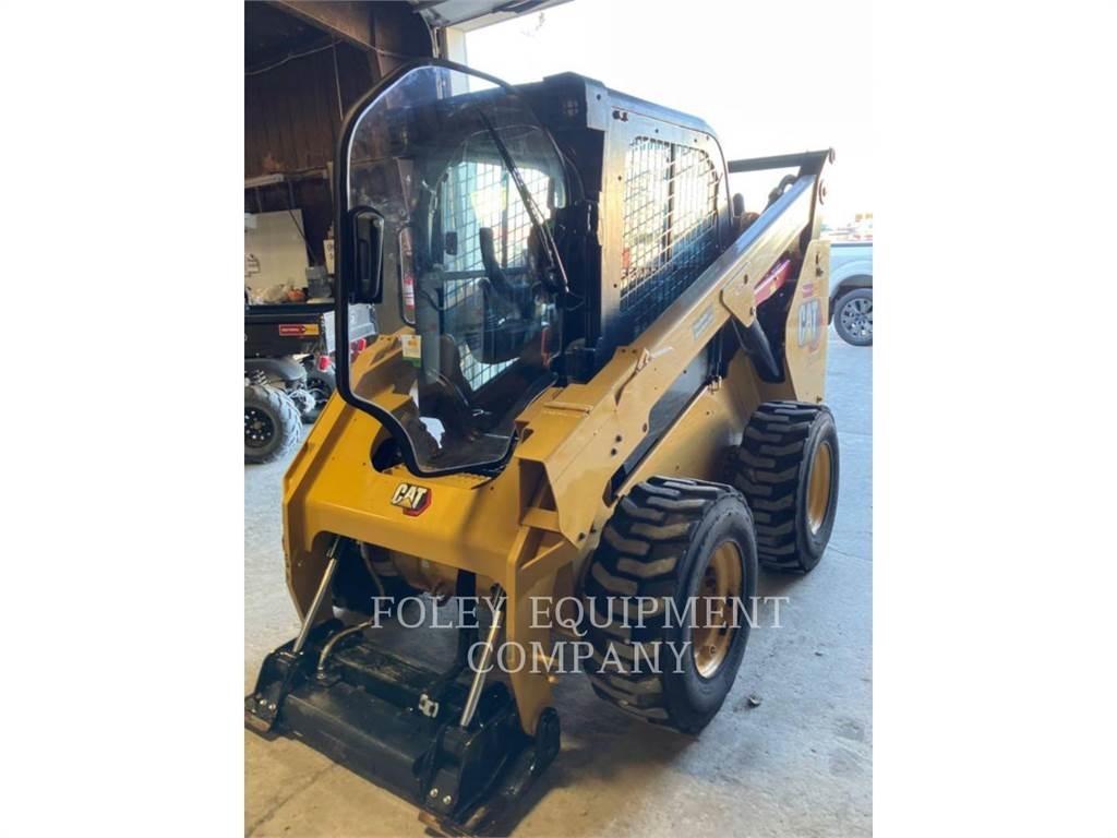 CAT 262D3XPS2C Мини товарачи

