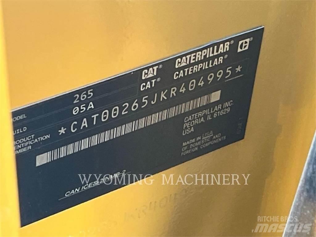 CAT 265 Мини товарачи
