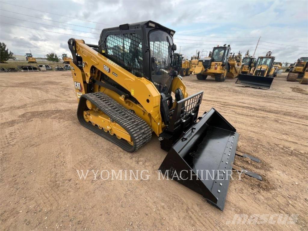 CAT 265 Мини товарачи
