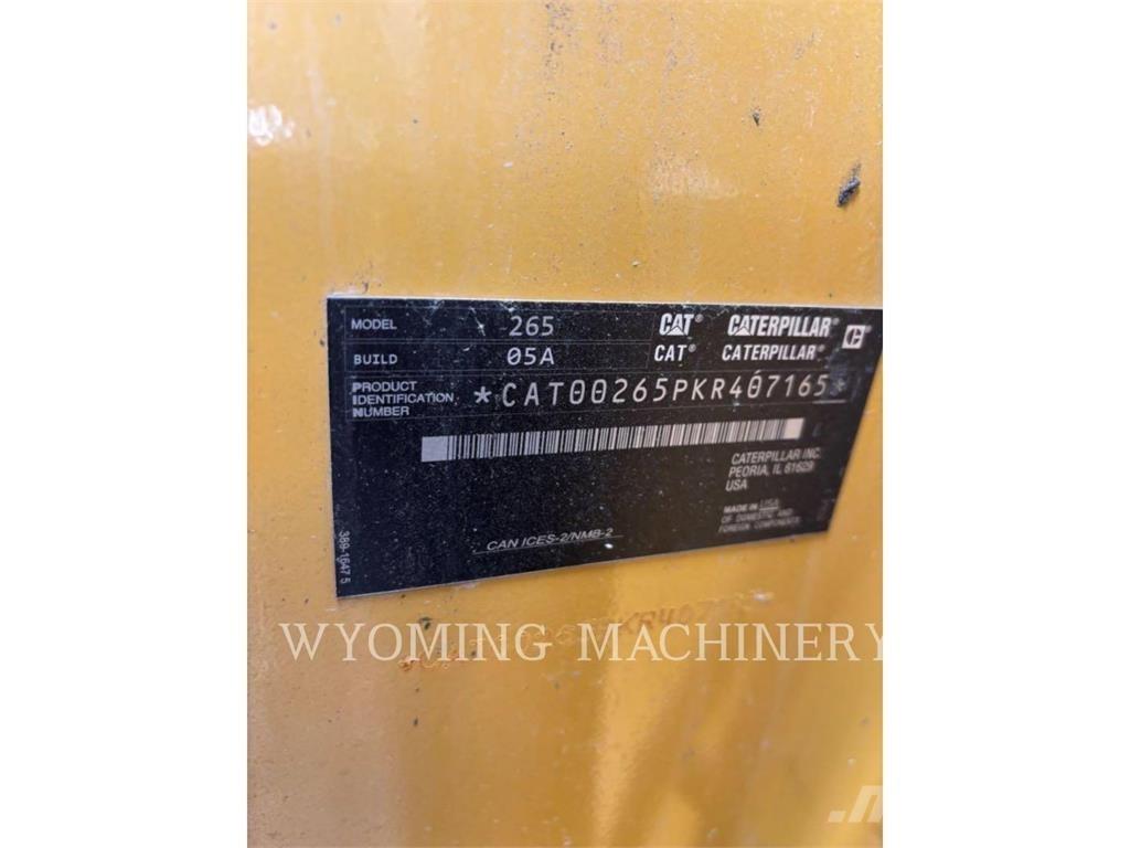 CAT 265 Мини товарачи

