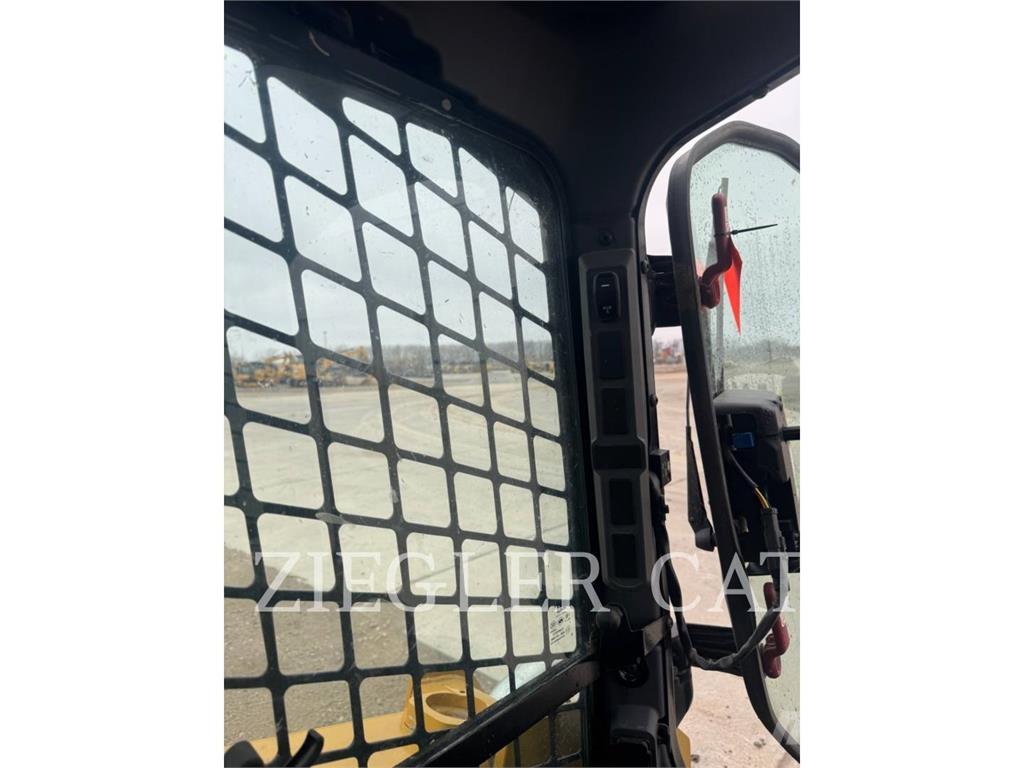 CAT 265 Верижен товарач