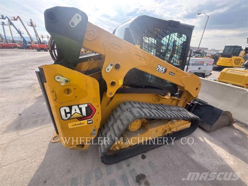 CAT 265 C3H2 Верижен товарач