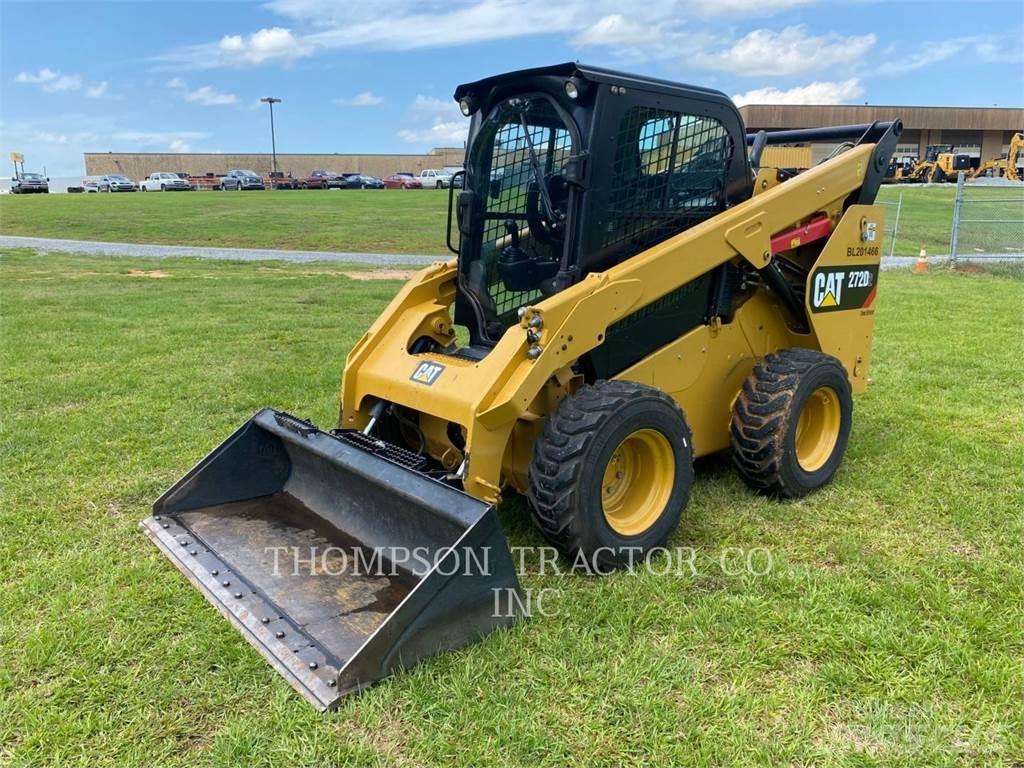 CAT 272 D 2 Мини товарачи
