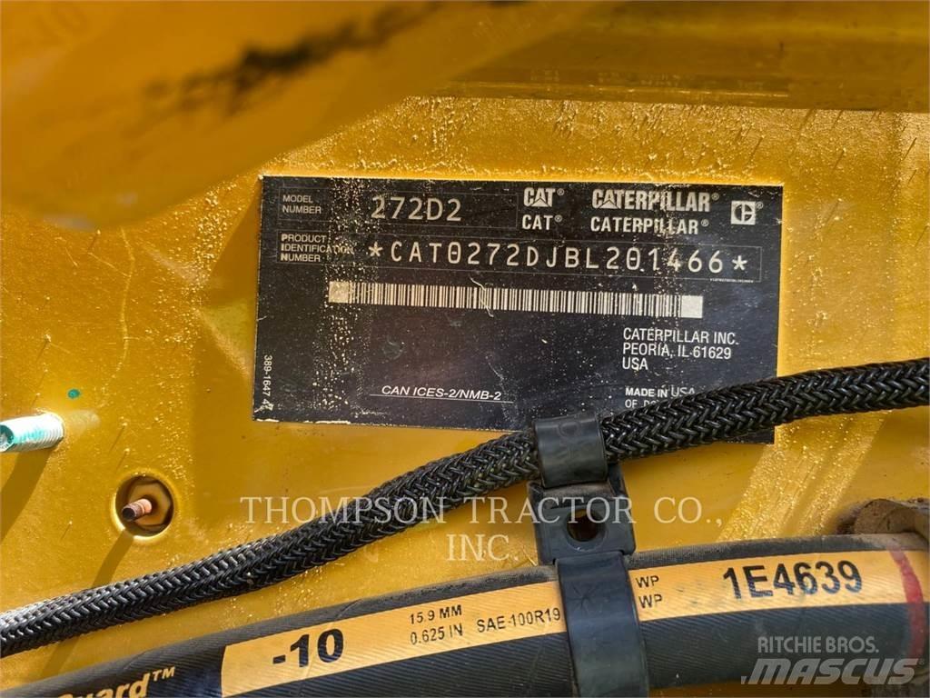 CAT 272 D 2 Мини товарачи
