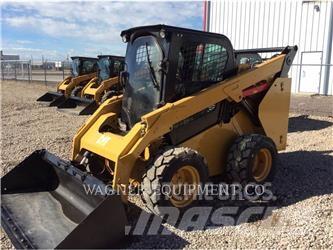 CAT 272D Мини товарачи
