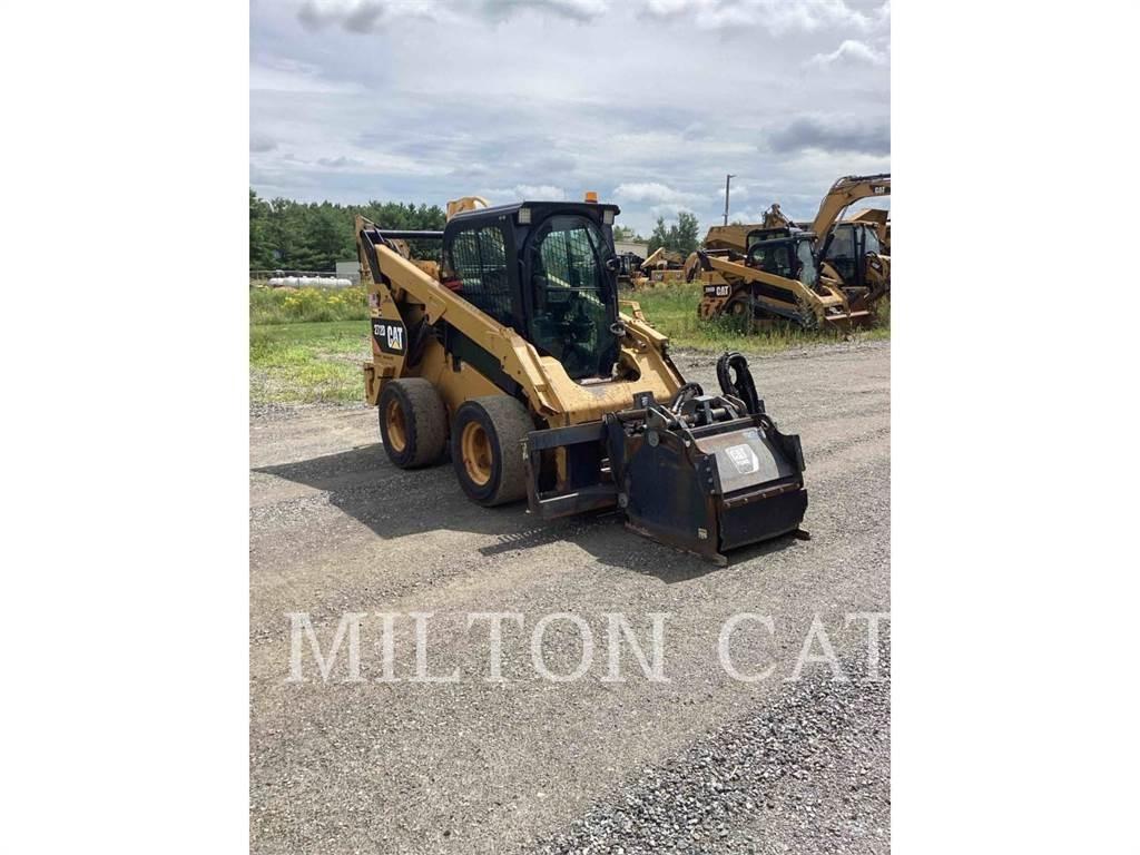 CAT 272D Мини товарачи
