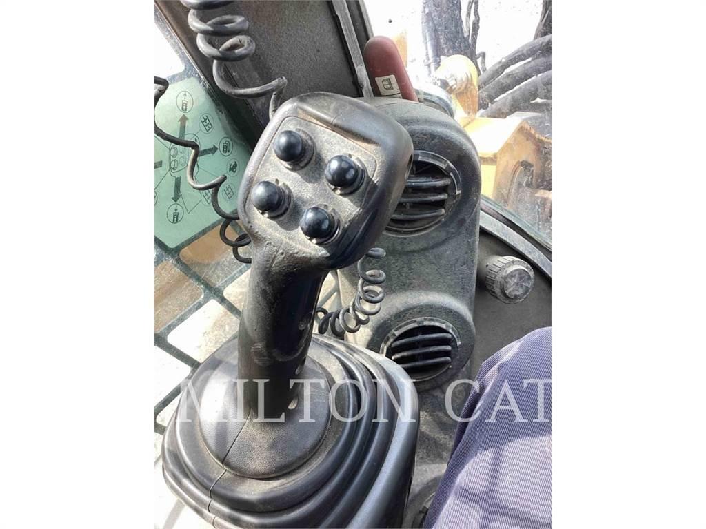 CAT 272D Мини товарачи
