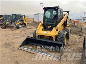 CAT 272D2 Мини товарачи
