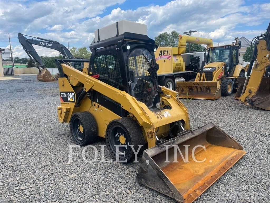 CAT 272D2 Мини товарачи
