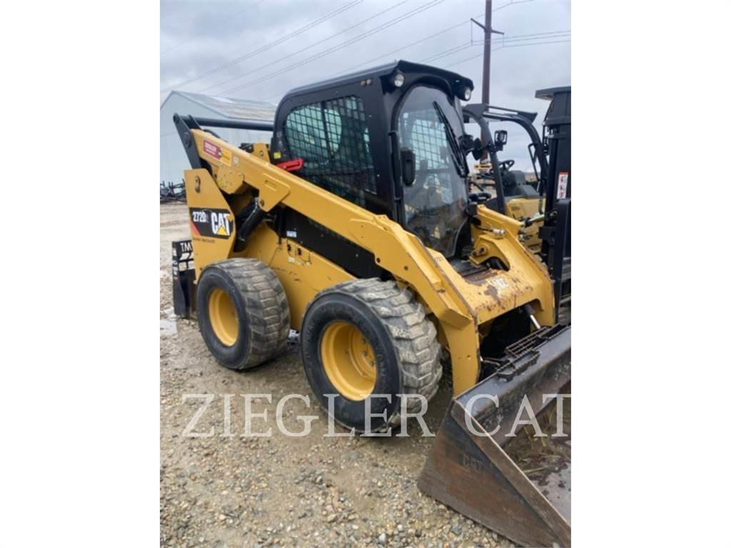 CAT 272D2 Мини товарачи
