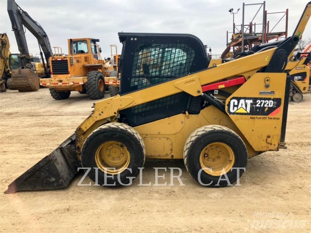 CAT 272D2 Мини товарачи
