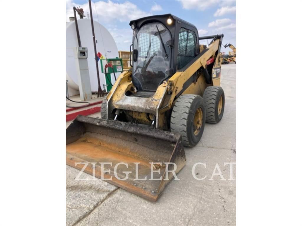 CAT 272D2 Мини товарачи
