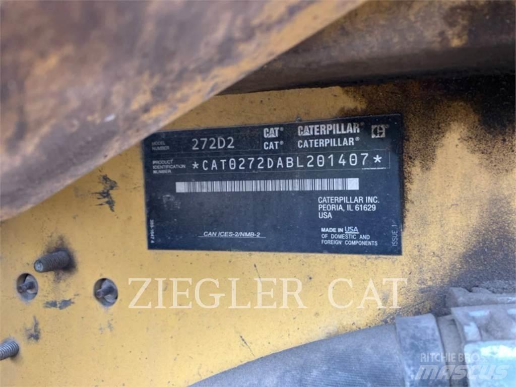 CAT 272D2 Мини товарачи
