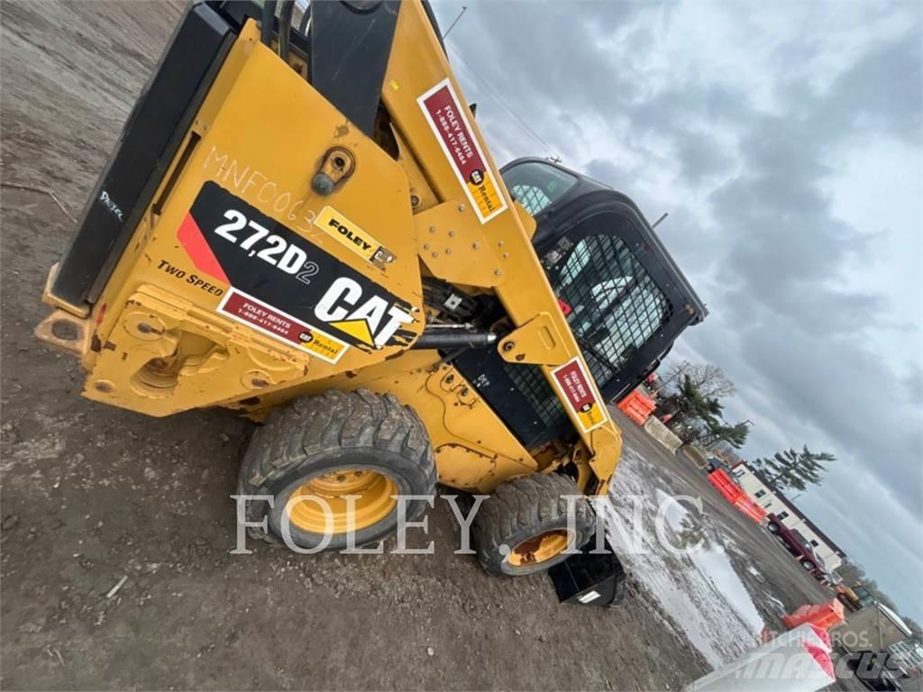 CAT 272D2 Мини товарачи
