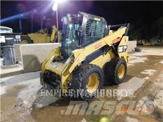 CAT 272D2 XHP Мини товарачи
