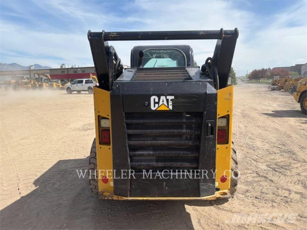 CAT 272D2C3XHP Мини товарачи
