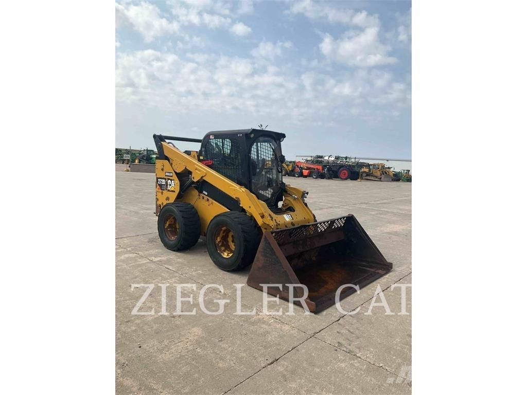 CAT 272D2XHP Мини товарачи
