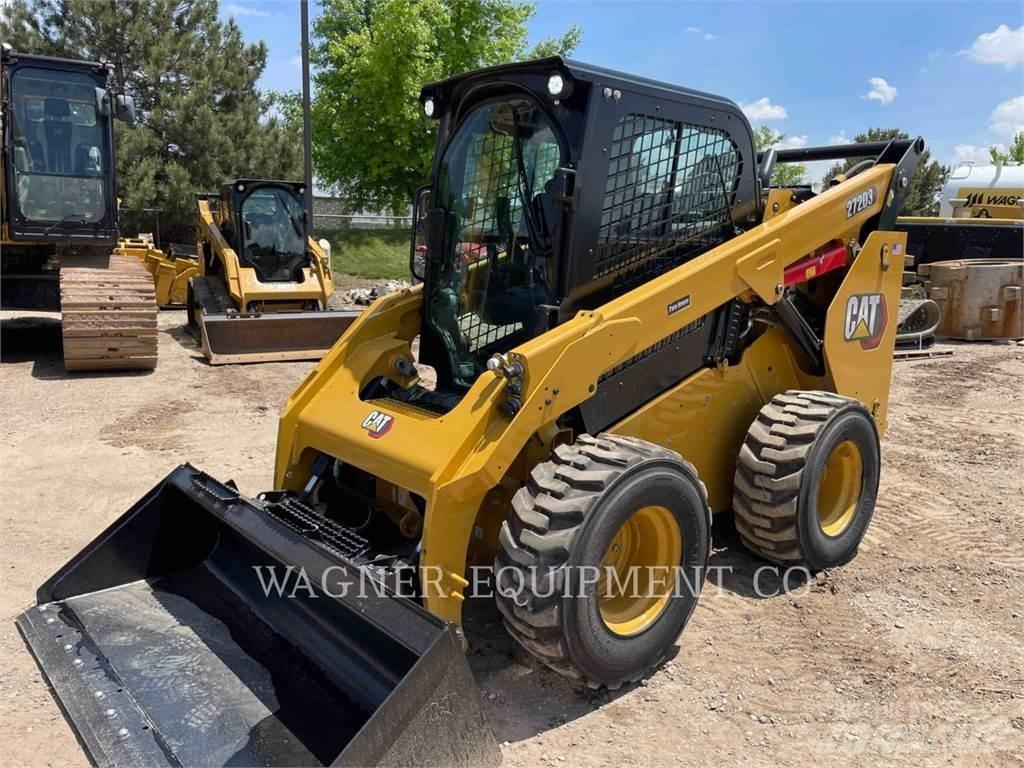 CAT 272D3 Мини товарачи
