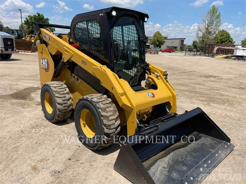 CAT 272D3 Мини товарачи
