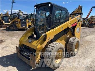 CAT 272D3 Мини товарачи
