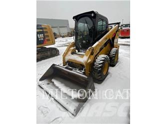 CAT 272D3 Мини товарачи
