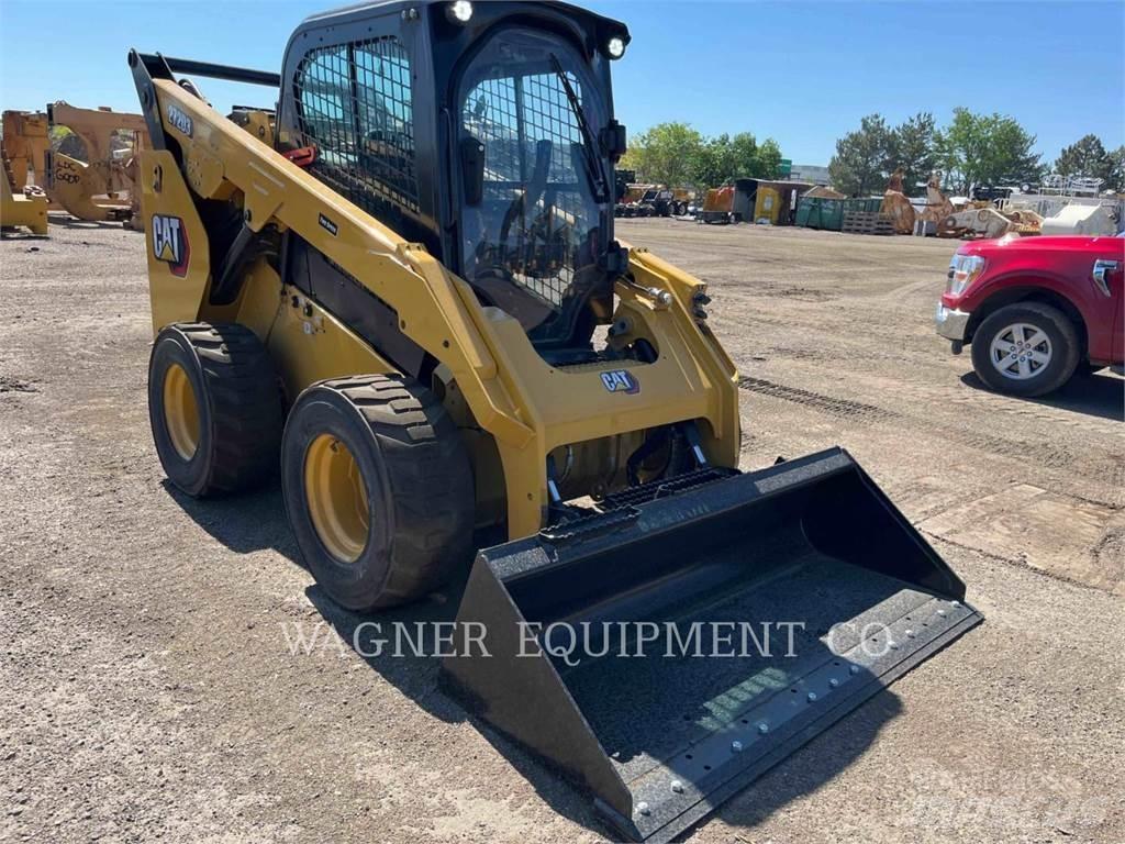 CAT 272D3 Мини товарачи
